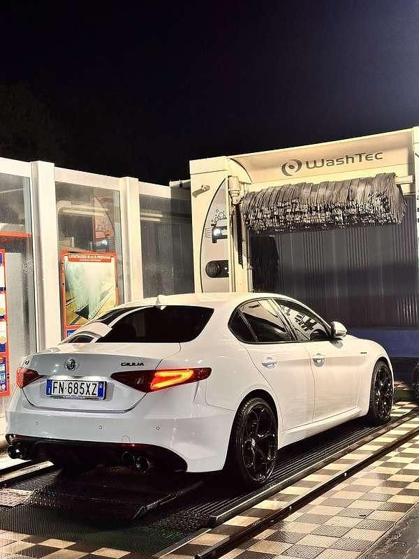 Usata Alfa Romeo Giulia Veloce 211 CV (155 kW) 2018 Berlina