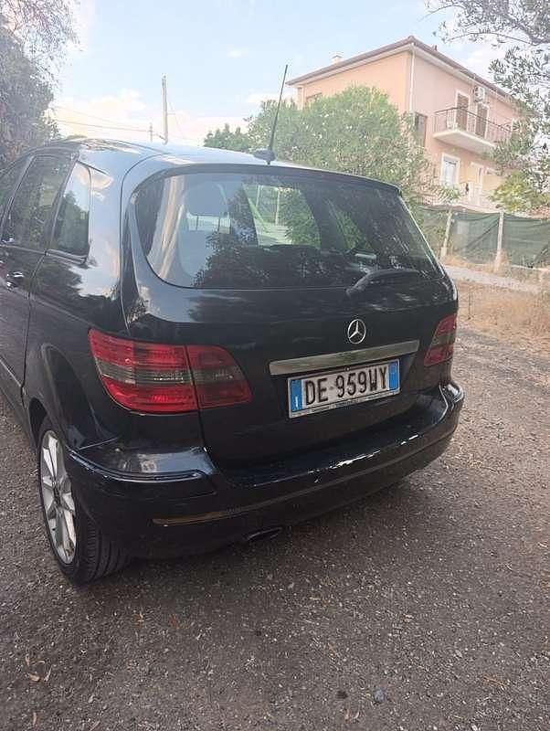 Usata Mercedes B200 Chrome 140 CV (102 kW) 2006 Nero Monovolume