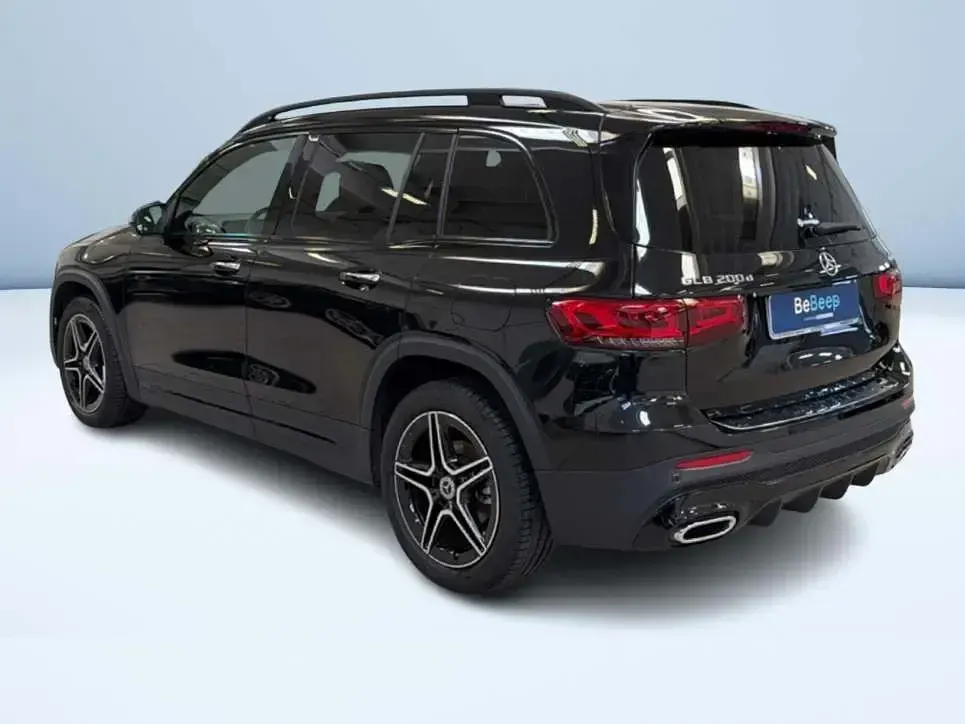 Usata Mercedes GLB200 Premium 150 CV (110 kW) 2023 Nero SUV