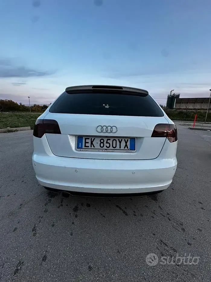 Usata Audi A3 Sportback S-Line 140 CV (102 kW) 2011 Bianco Utilitaria