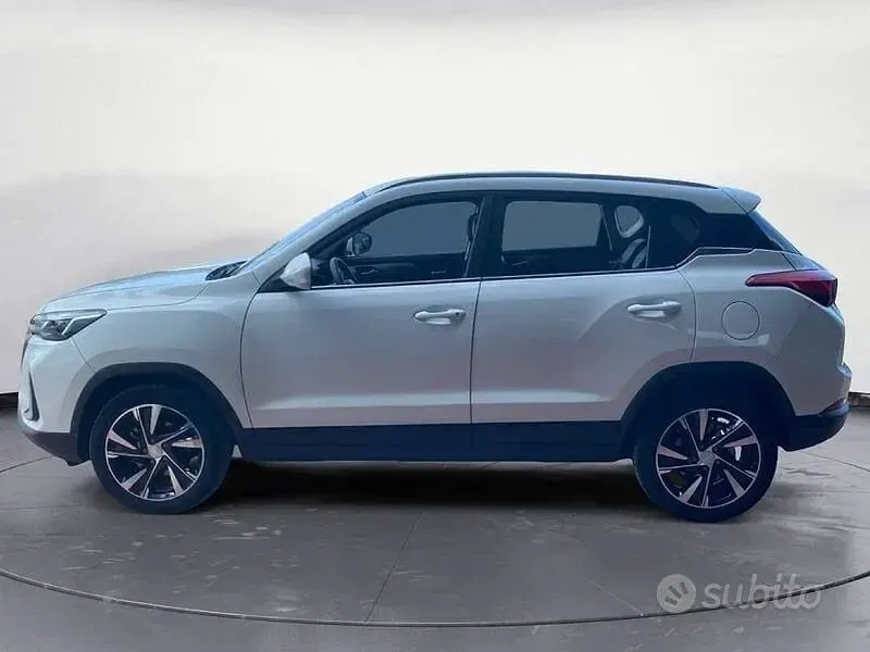 Usata EVO Evo 5 127 CV (93 kW) 2023 Bianco SUV