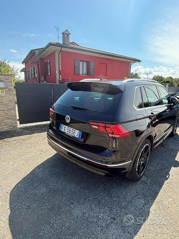 Usata VW Tiguan 2019 Nero SUV