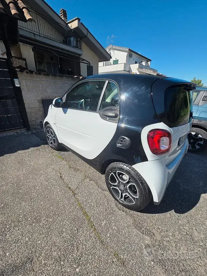 Usata Smart ForTwo Coupé Passion 71 CV (52 kW) 2016 Bianco Coupé