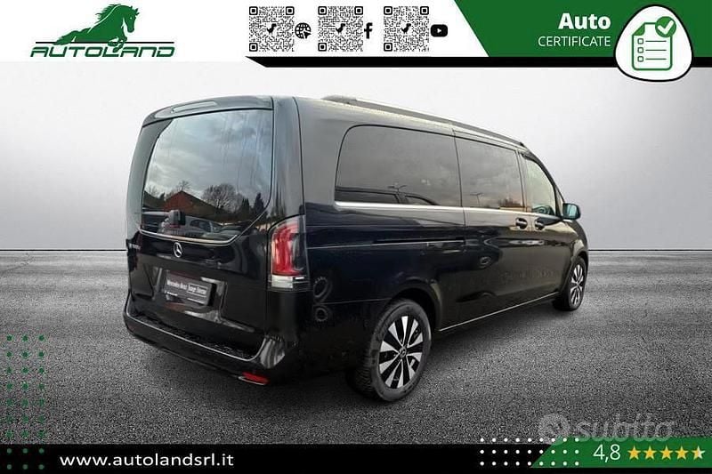 Usata Mercedes V300 Avantgarde 237 CV (174 kW) 2024 Nero Monovolume