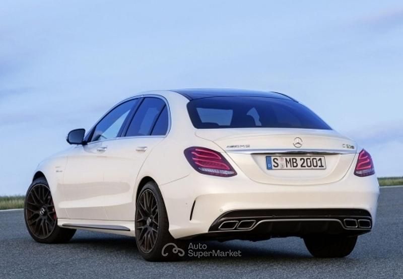 Usata Mercedes C220 Business 170 CV (125 kW) 2019 0q pure white Berlina