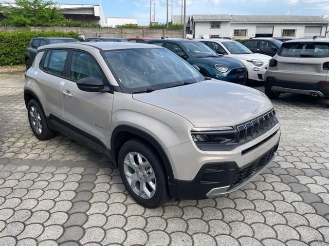 Usata Jeep Avenger Altitude 101 CV (74 kW) 2024 Beige SUV