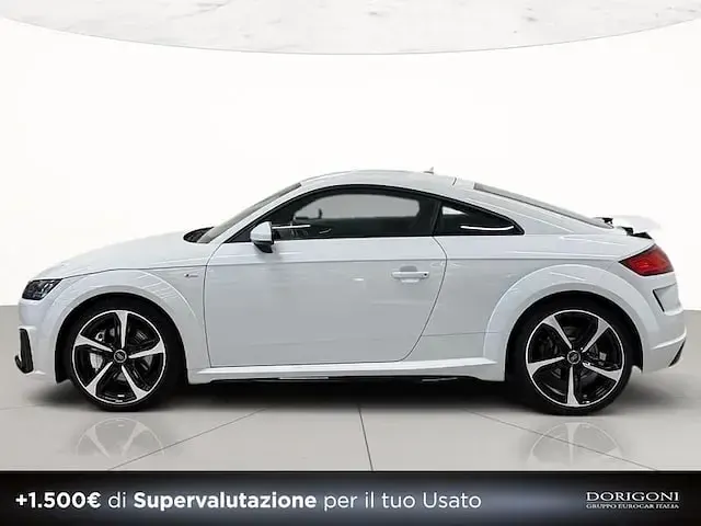 Begagnad Audi TT Comfort 245 HK (180 kW) 2023 Vit Sportkupé