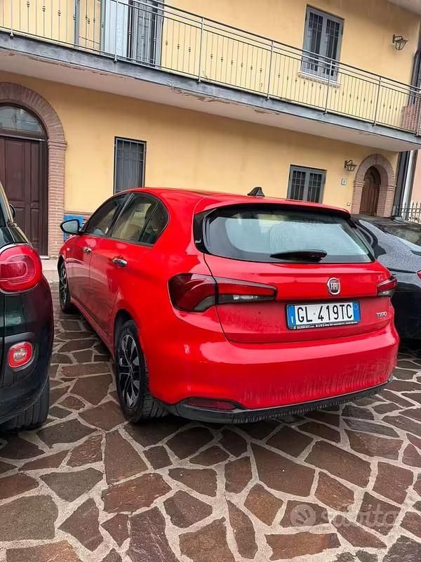 Usata Fiat Tipo 2021 Rosso Berlina