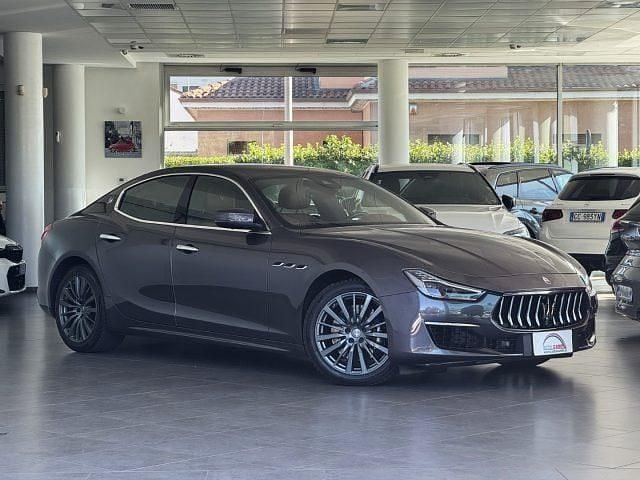 Usata Maserati Ghibli GranLusso 350 CV (257 kW) 2019 Antracite(met.) Coupé