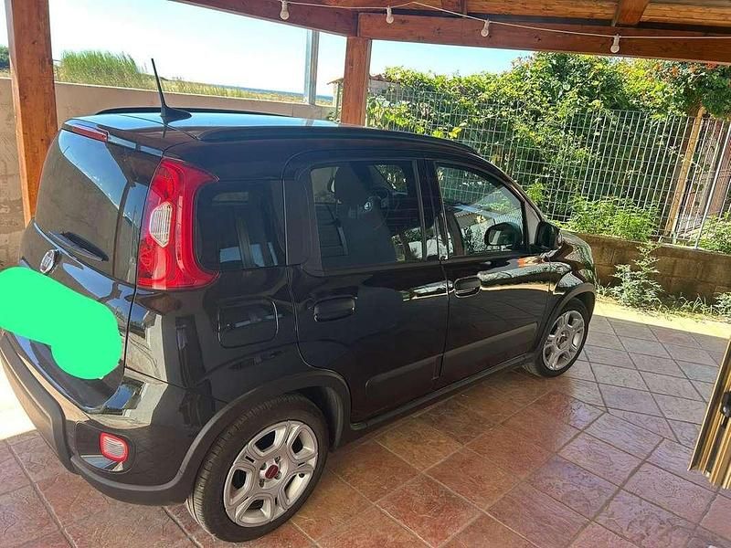 Usata Fiat Panda Cross Cross 69 CV (50 kW) 2022 Nero Utilitaria