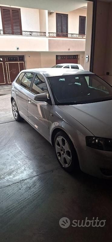 Occasion Audi A3 116 ch (85 kW) 2007 Gris Citadine
