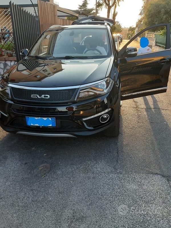 Usata DR DR6 150 CV (110 kW) 2020 Nero SUV