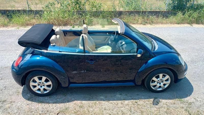 Usata VW New Beetle 2003 Blu Utilitaria