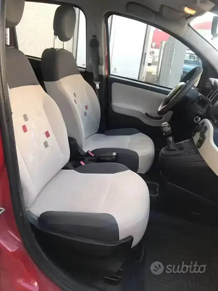 Usata Fiat Panda 69 CV (50 kW) 2013 Rosso Utilitaria