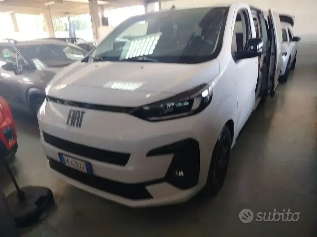 Usata Fiat Ulysse 130 kW (177 CV) 2025 Bianco Monovolume