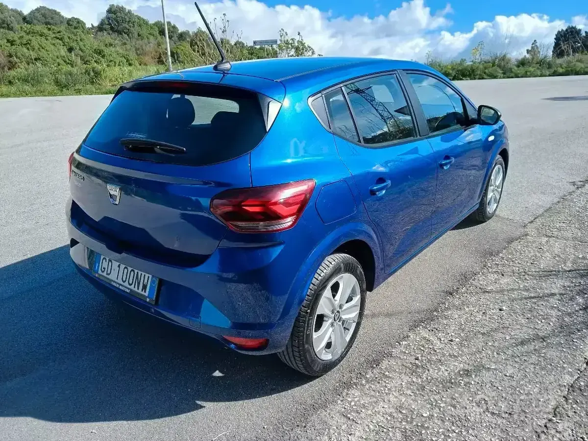 Usata Dacia Sandero 101 CV (74 kW) 2021 Blu Berlina