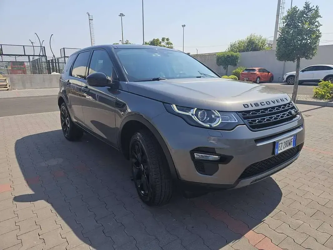 Usata Land Rover Discovery Sport SE 150 CV (110 kW) 2015 Grigio SUV