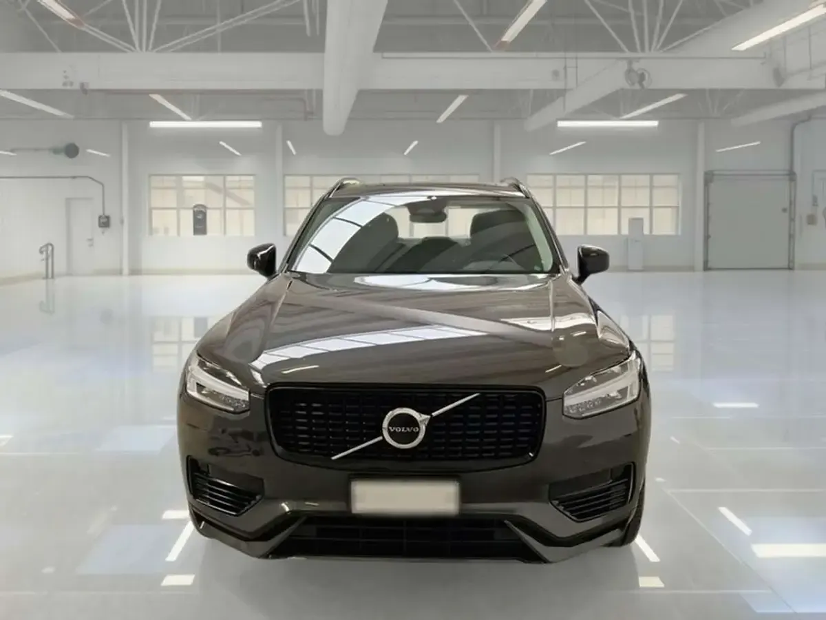 Usata Volvo XC90 Plus 310 CV (228 kW) 2022 Grigio SUV