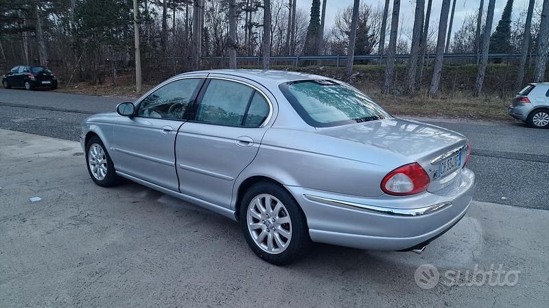 Usata Jaguar X-type 2003 Grigio Berlina