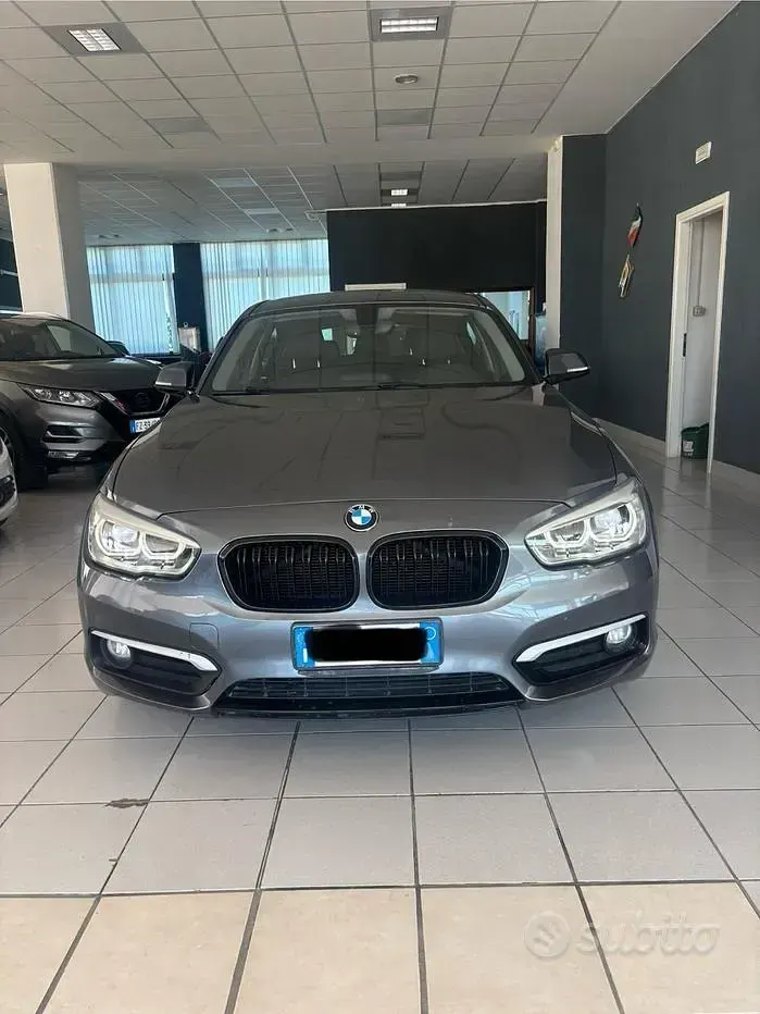 Usata BMW 116 116 CV (85 kW) 2015 Grigio Utilitaria