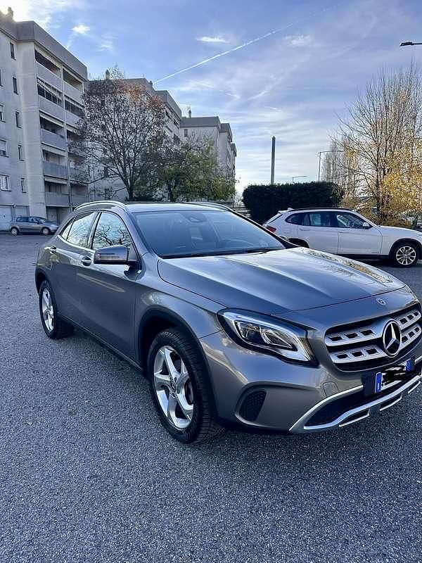 Usata Mercedes GLA200 Executive 136 CV (100 kW) 2017 SUV