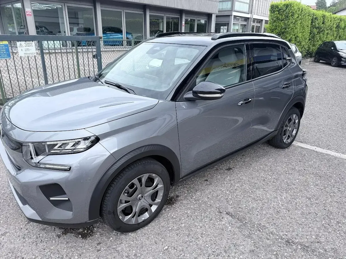 Begagnad Citroën C3 PureTech 101 HK (74 kW) 2025 Grå SUV