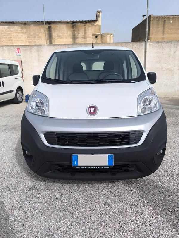 Usata Fiat Fiorino 80 CV (58 kW) 2018 Bianco Monovolume