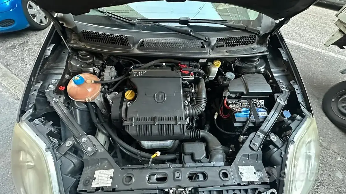 Usata Fiat Bravo Emotion 90 CV (66 kW) 2009 Grigio Utilitaria