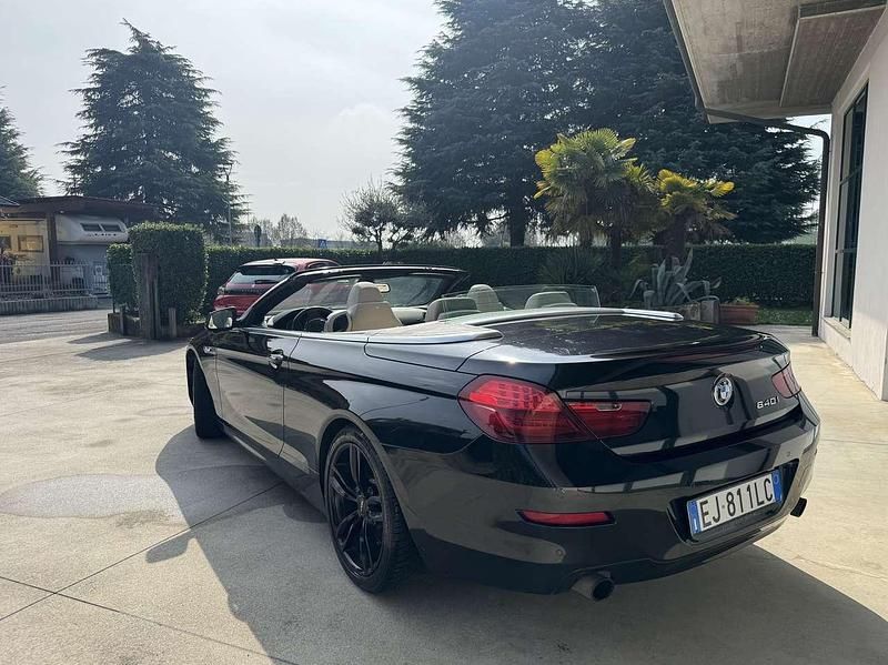 Usata BMW 640 Cabriolet 320 CV (235 kW) 2011 Nero Cabrio