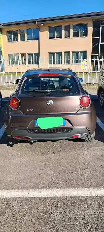 Usata Alfa Romeo MiTo 120 CV (88 kW) 2013 Marrone Utilitaria