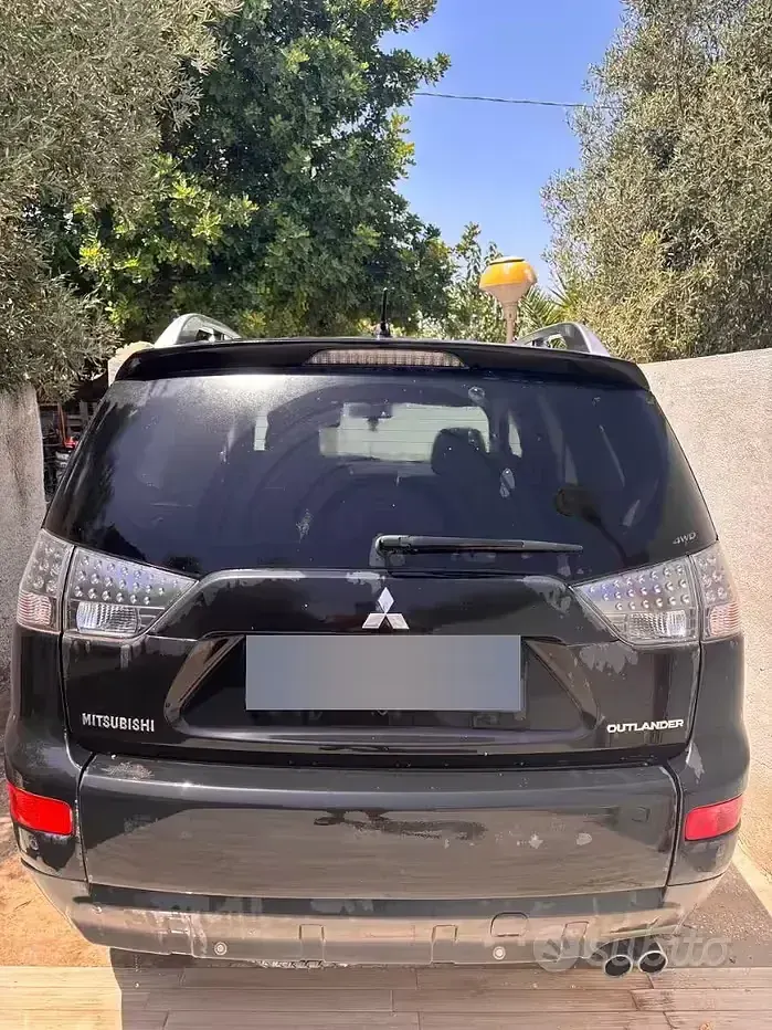 Usata Mitsubishi Outlander 156 CV (114 kW) 2008 Nero SUV