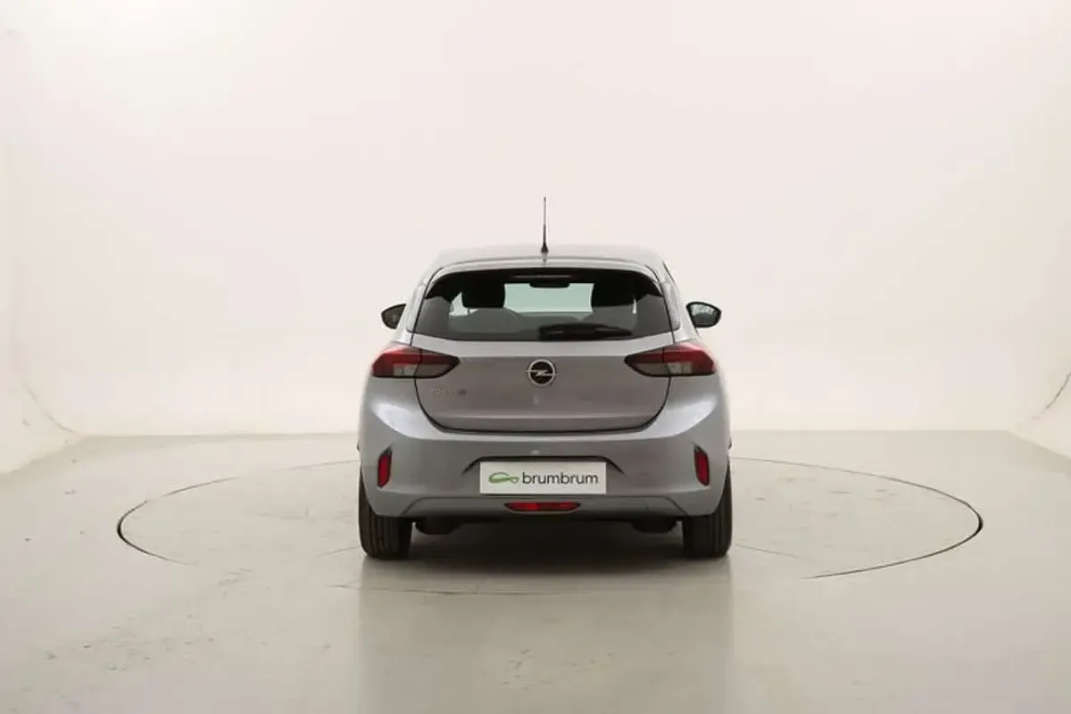 Usata Opel Corsa-e Edition 56 kW (77 CV) 2021 Argento Utilitaria