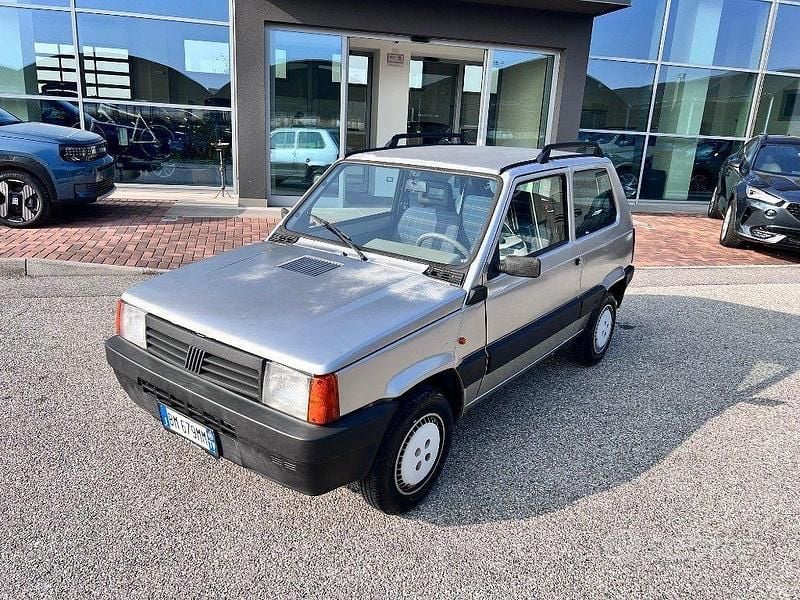 Argento Usata 2000 Fiat Panda Due volumi | 2900 € (Buon prezzo) - Immagine 1/4