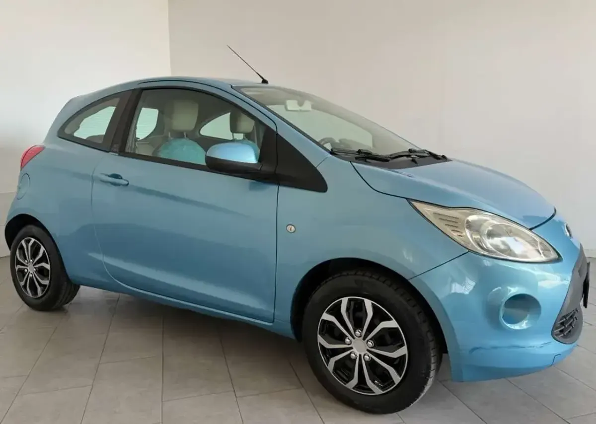 Usata Ford Ka Business Edition 69 CV (50 kW) 2011 Azzurro Utilitaria