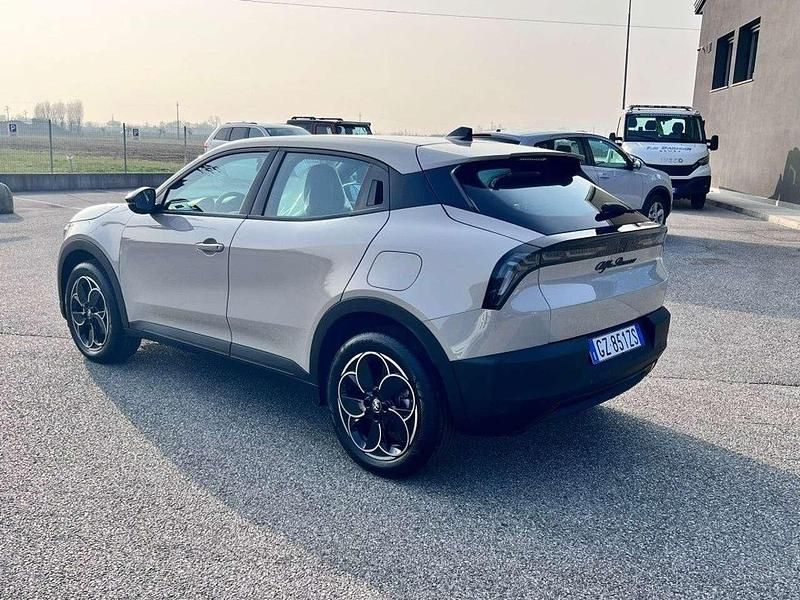 Nuova Alfa Romeo Junior 61 kW (84 CV) 2025 Blu SUV