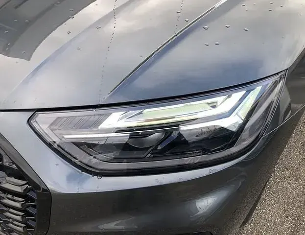 Begagnad Audi Q5 Sportback Ambiente 163 HK (119 kW) 2022 Grå SUV