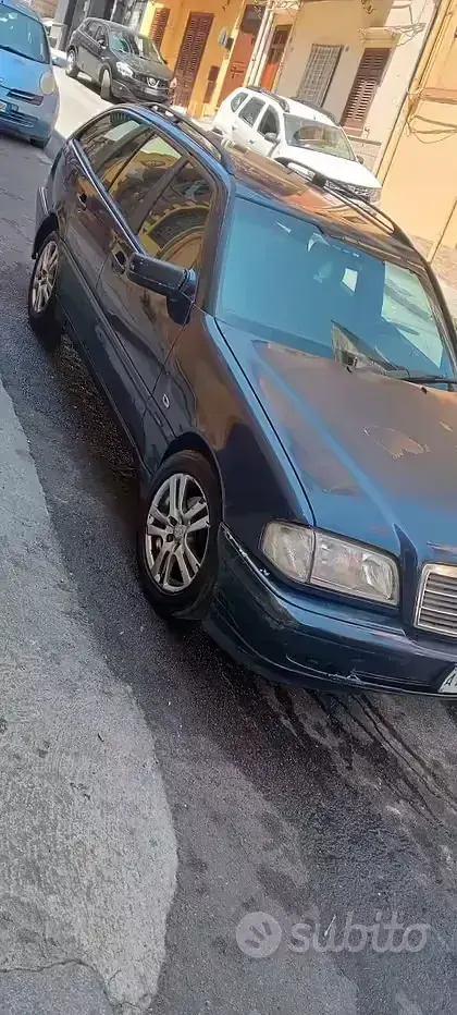 Usata Mercedes C200 192 CV (141 kW) 1998 Bluazzurro Station wagon