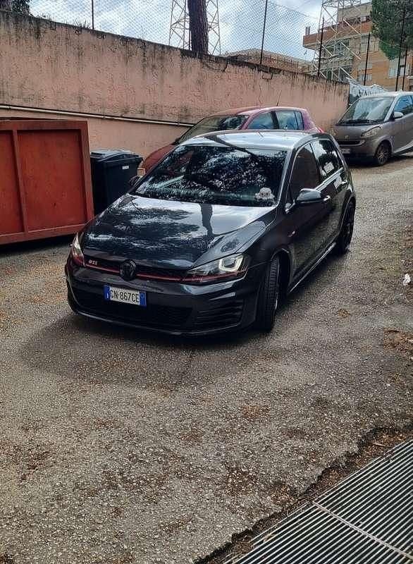 Usata VW Golf VII GTI 230 CV (169 kW) 2014 Berlina