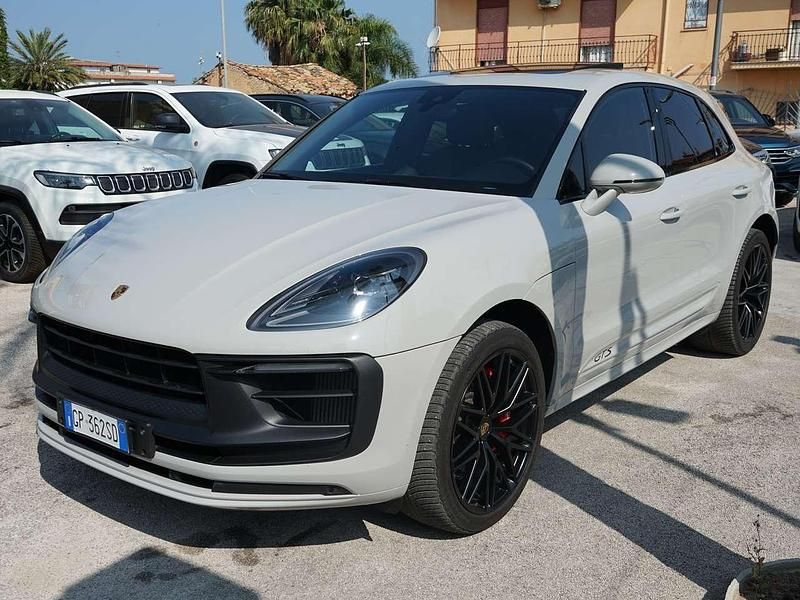 Grigio Usata 2022 Porsche Macan SUV | 75.999 € (Buon prezzo) - Immagine 1/4