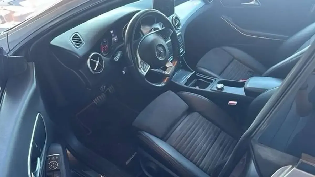 Usata Mercedes CLA200 Shooting Brake Premium 156 CV (114 kW) 2018 Grigio Station wagon