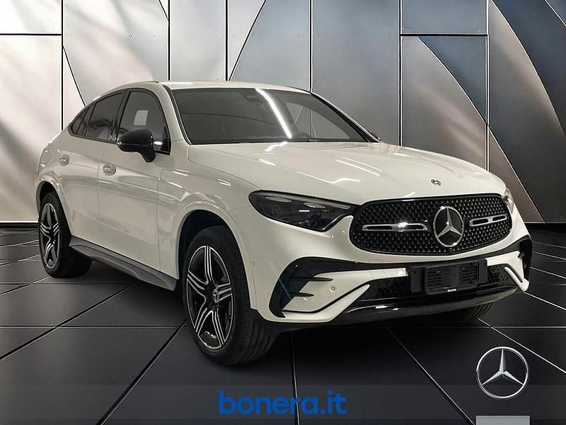 Nuova Mercedes GLC300e AMG Line Premium 333 CV (244 kW) 2025 Bianco Coupé