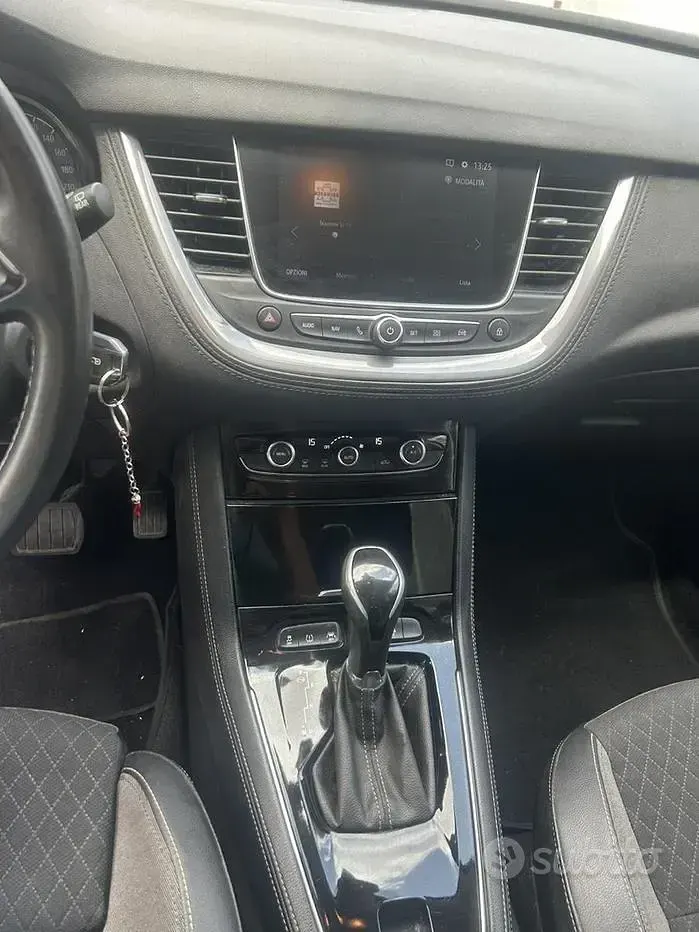Usata Opel Grandland X 131 CV (96 kW) 2019 Nero SUV
