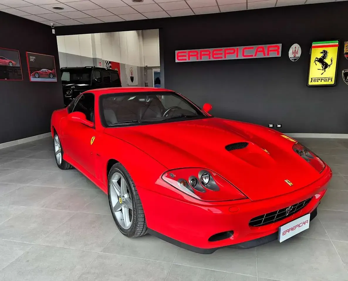 Usata Ferrari 575 517 CV (380 kW) 2005 Rosso corsa Coupé