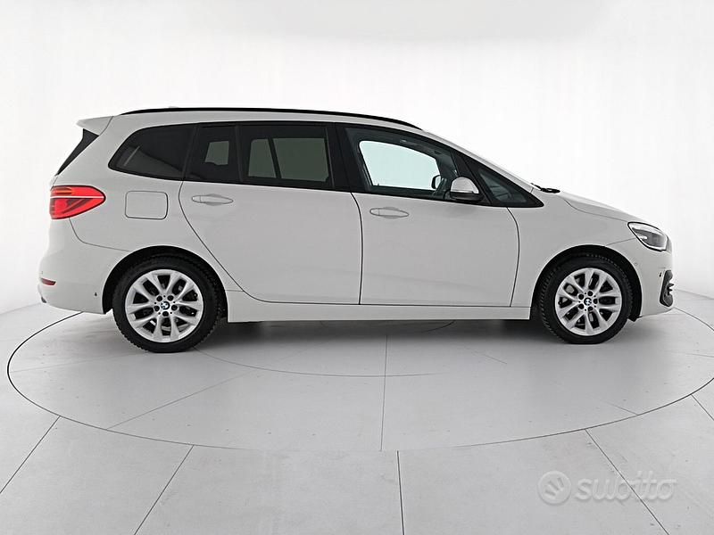 Usata BMW 218 Gran Tourer Advantage 150 CV (110 kW) 2022 Alpin white Monovolume