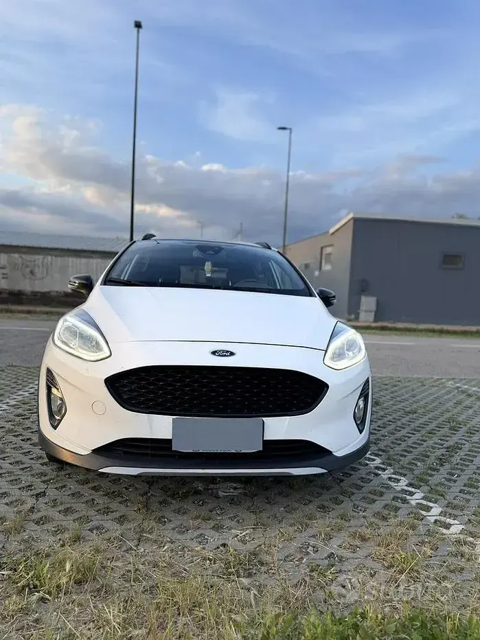Usata Ford Fiesta Active 85 CV (62 kW) 2020 Utilitaria