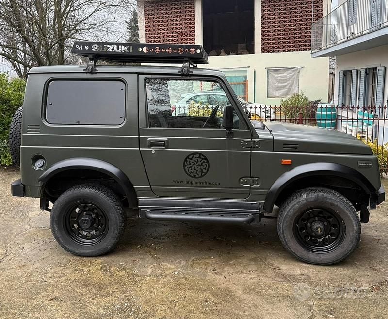 Usata Suzuki Samurai 69 CV (50 kW) 1994 Verde SUV