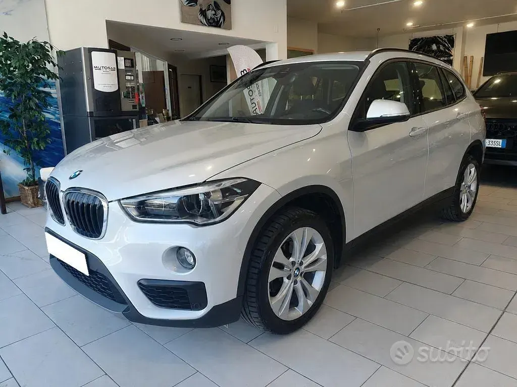 Usata BMW X1 140 CV (102 kW) 2019 Grigio SUV