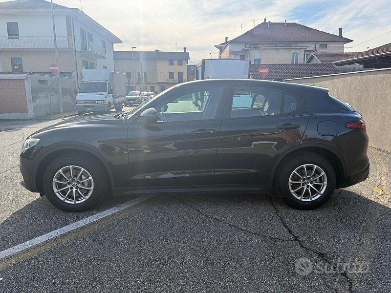 Usata Alfa Romeo Stelvio 190 CV (139 kW) 2020 Nero SUV