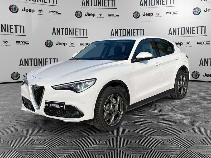 Bianco Usata 2018 Alfa Romeo Stelvio Super SUV | 18.900 € (Buon prezzo) - Immagine 1/4