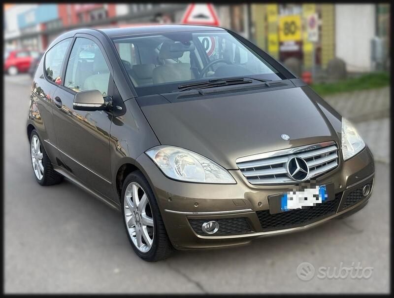 Usata Mercedes A170 115 CV (84 kW) 2009 Marrone Coupé